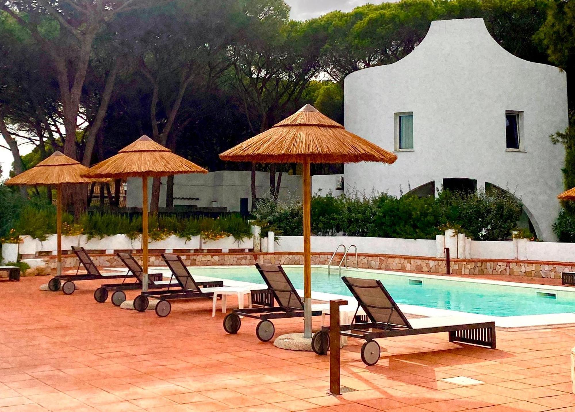 Hotel Mare Pineta Санта-Маргерита-ди-Пула Экстерьер фото