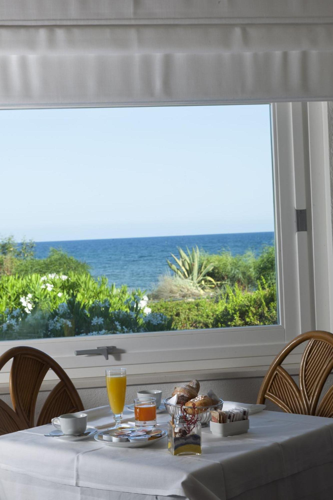 Hotel Mare Pineta Санта-Маргерита-ди-Пула Экстерьер фото